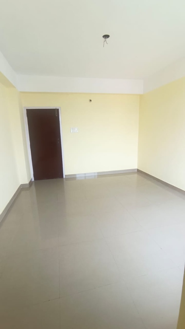 Semi Furnished 3bhk in Hengrabari, Guwahati, Assam, India for Rent